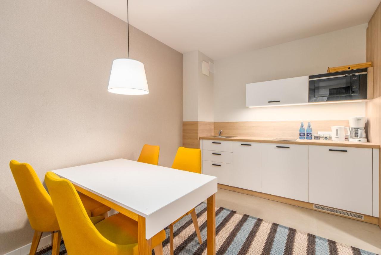 Bel Mare Apartments By Noclegi Renters Miedzyzdroje Exterior photo